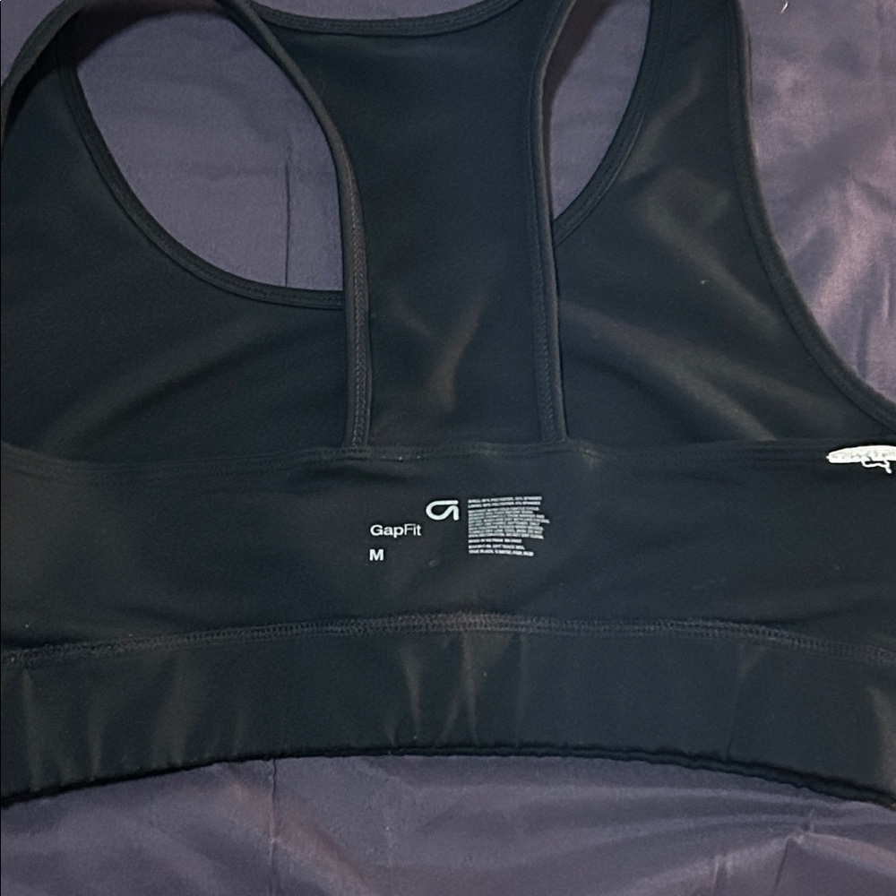 BOGO Gap Fit Sport Bra - Picture 4 of 4